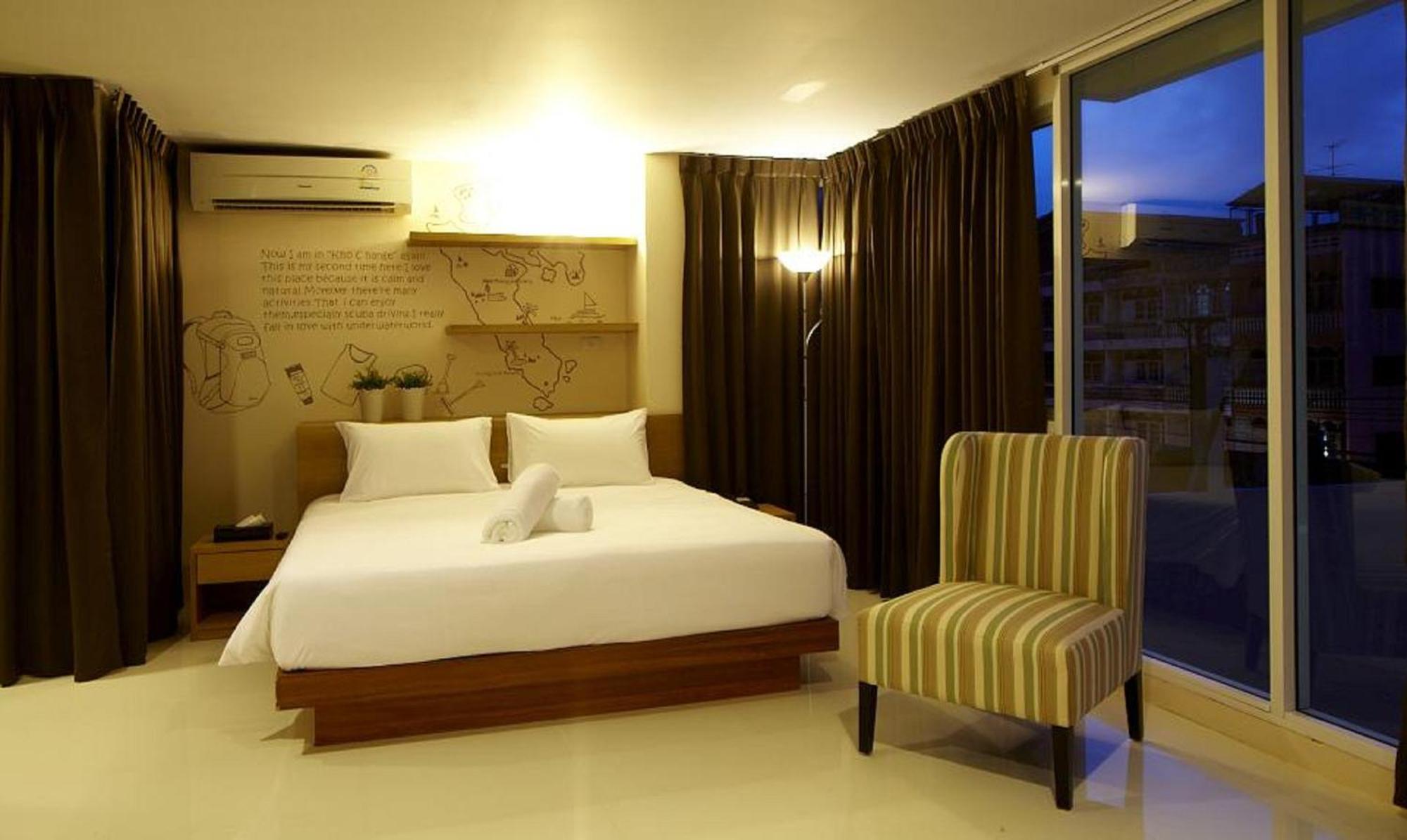 Loft 77 Hotell Bangkok Eksteriør bilde